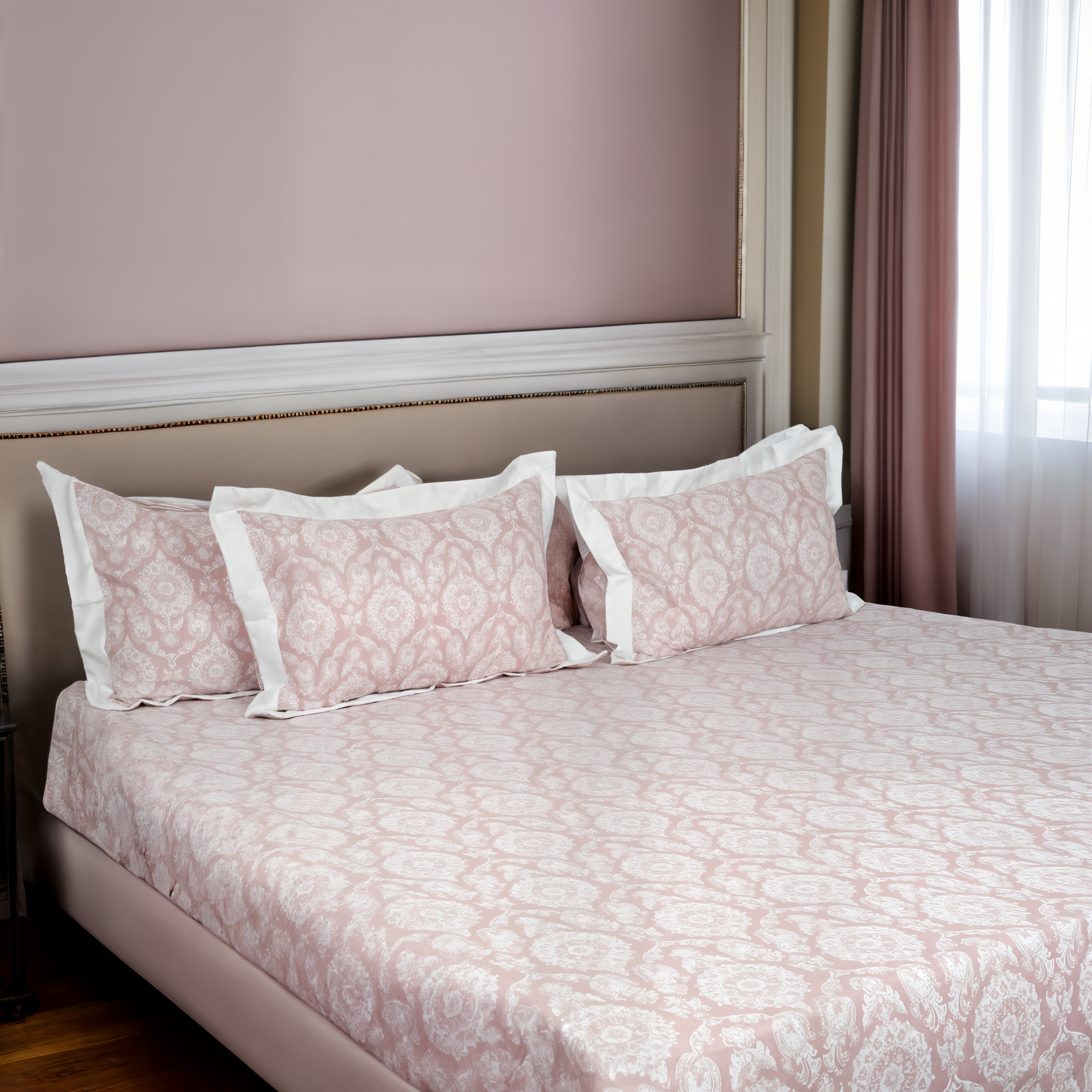 Laska Rose Mary