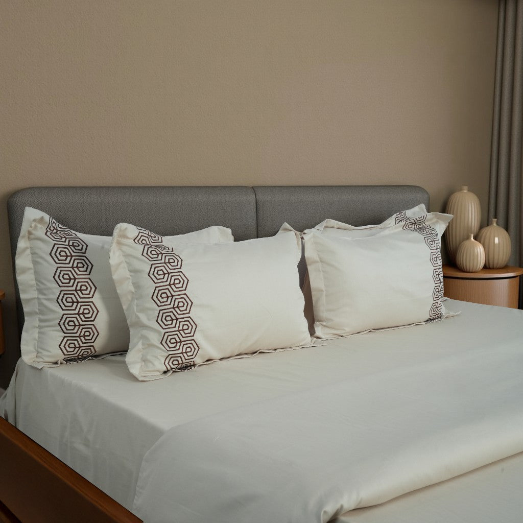 Focus Premium Bedsheet (Cream)